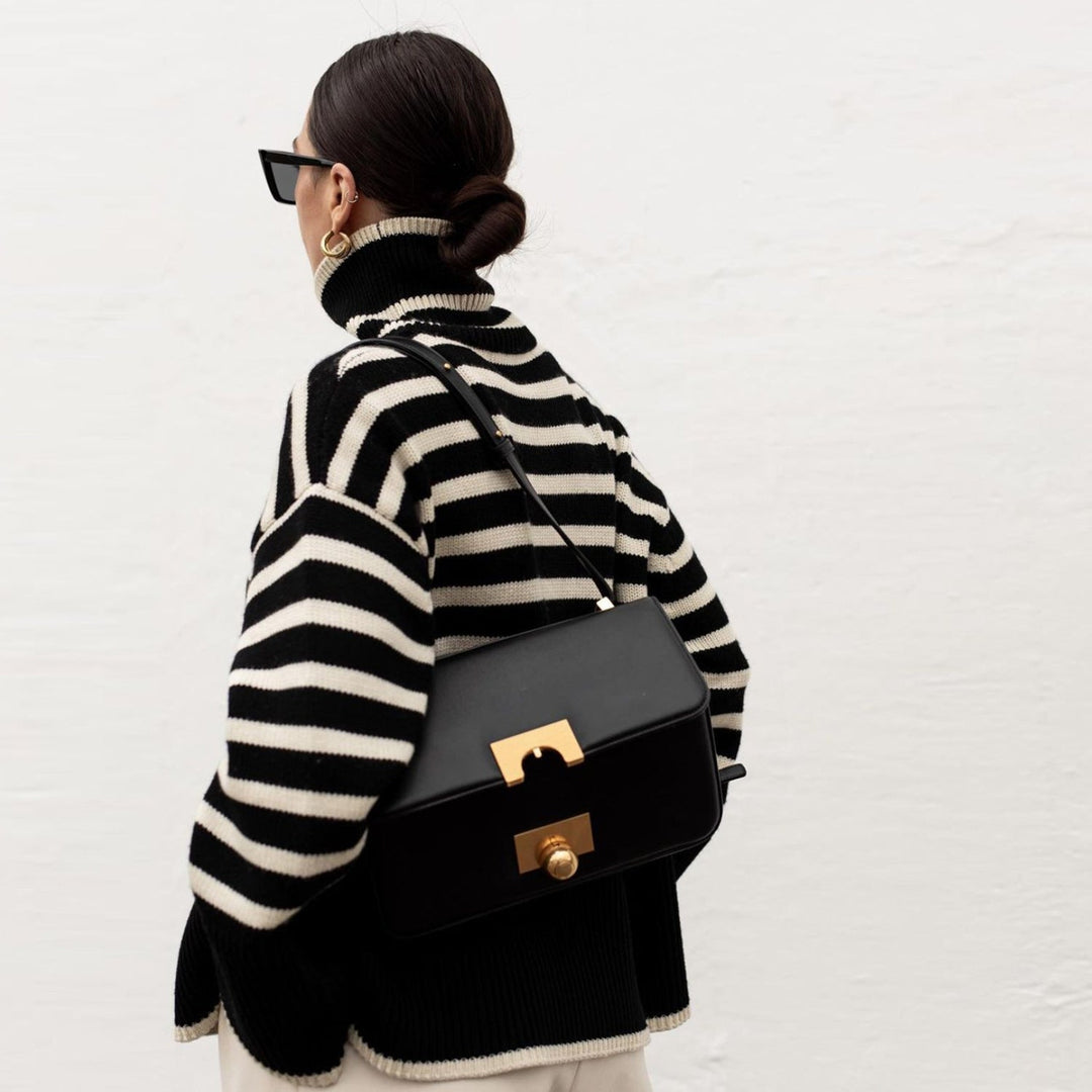 Sanielle – Effortless Striped Sweater