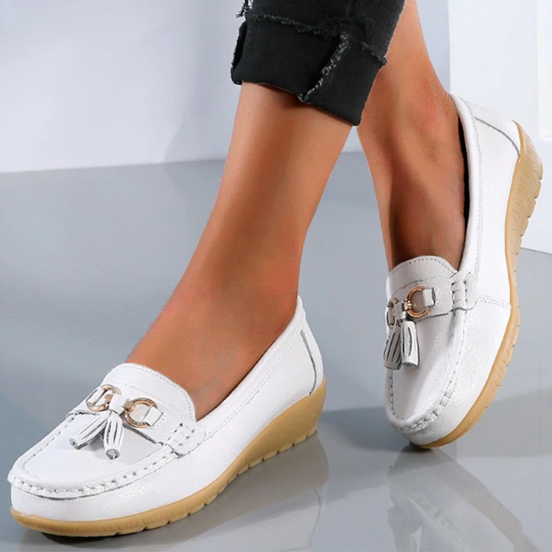 Comely | Women's Flex Orthopaedic Loafer