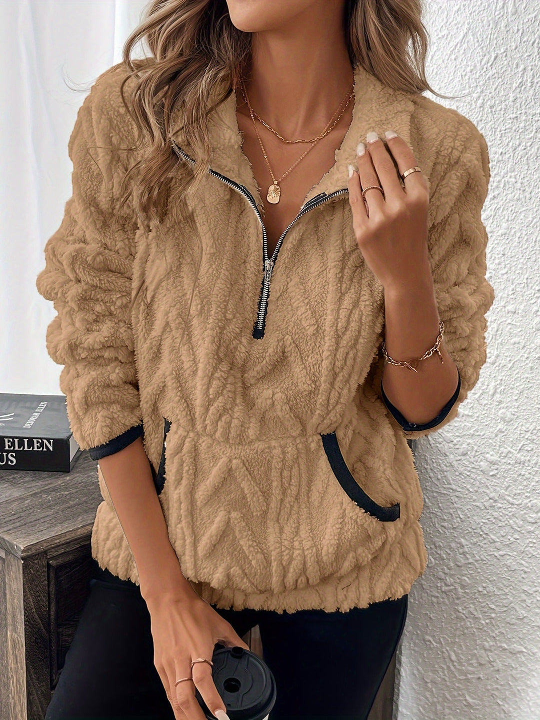 Briella – Fuzzy Half-Zip Sweatshirt with Pockets