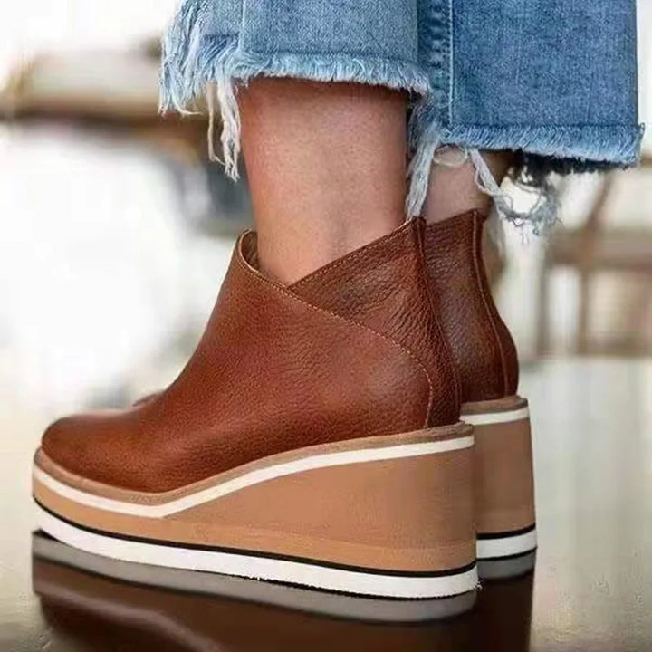 Jeanne | Women's Orthopaedic Waterproof Boots