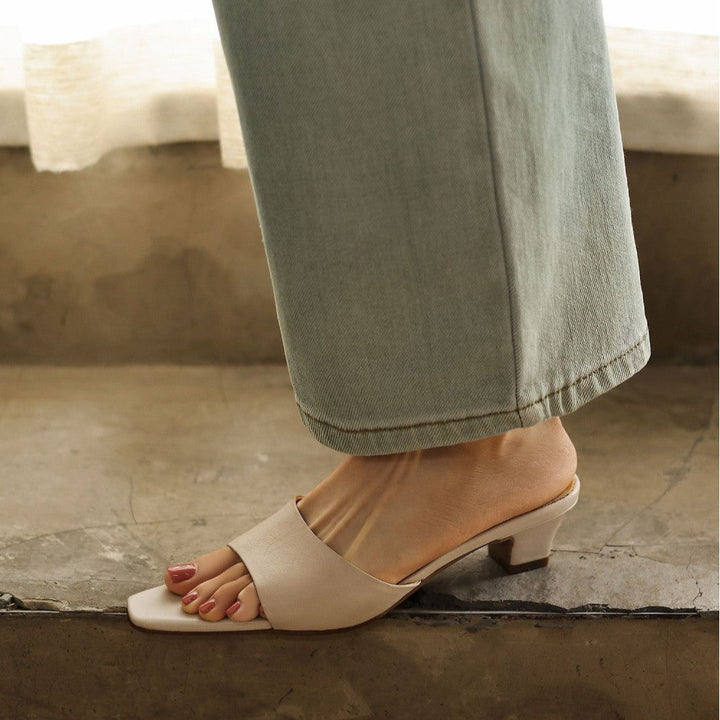 Noa | Women's Square-Toe Leather Mules