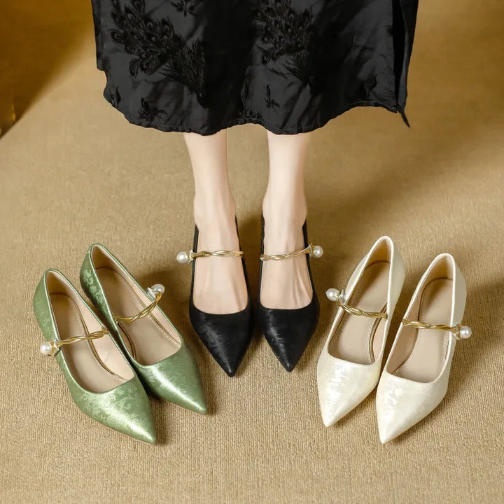 Karsyn - Vintage Pearl Kitten Heels