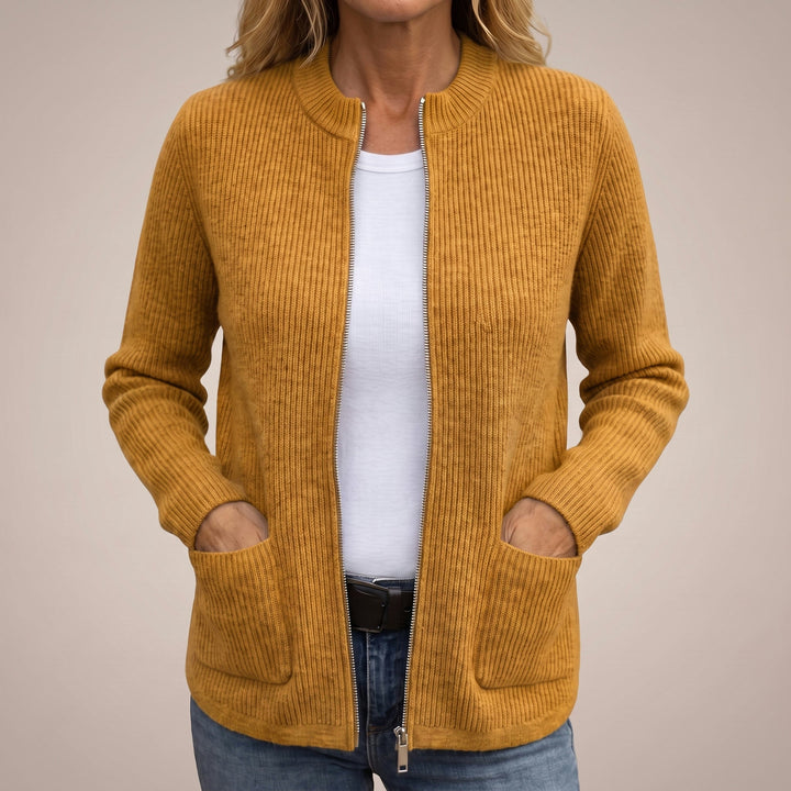 Anneke Cozy Zip-Up Cardigan with Deep Pockets